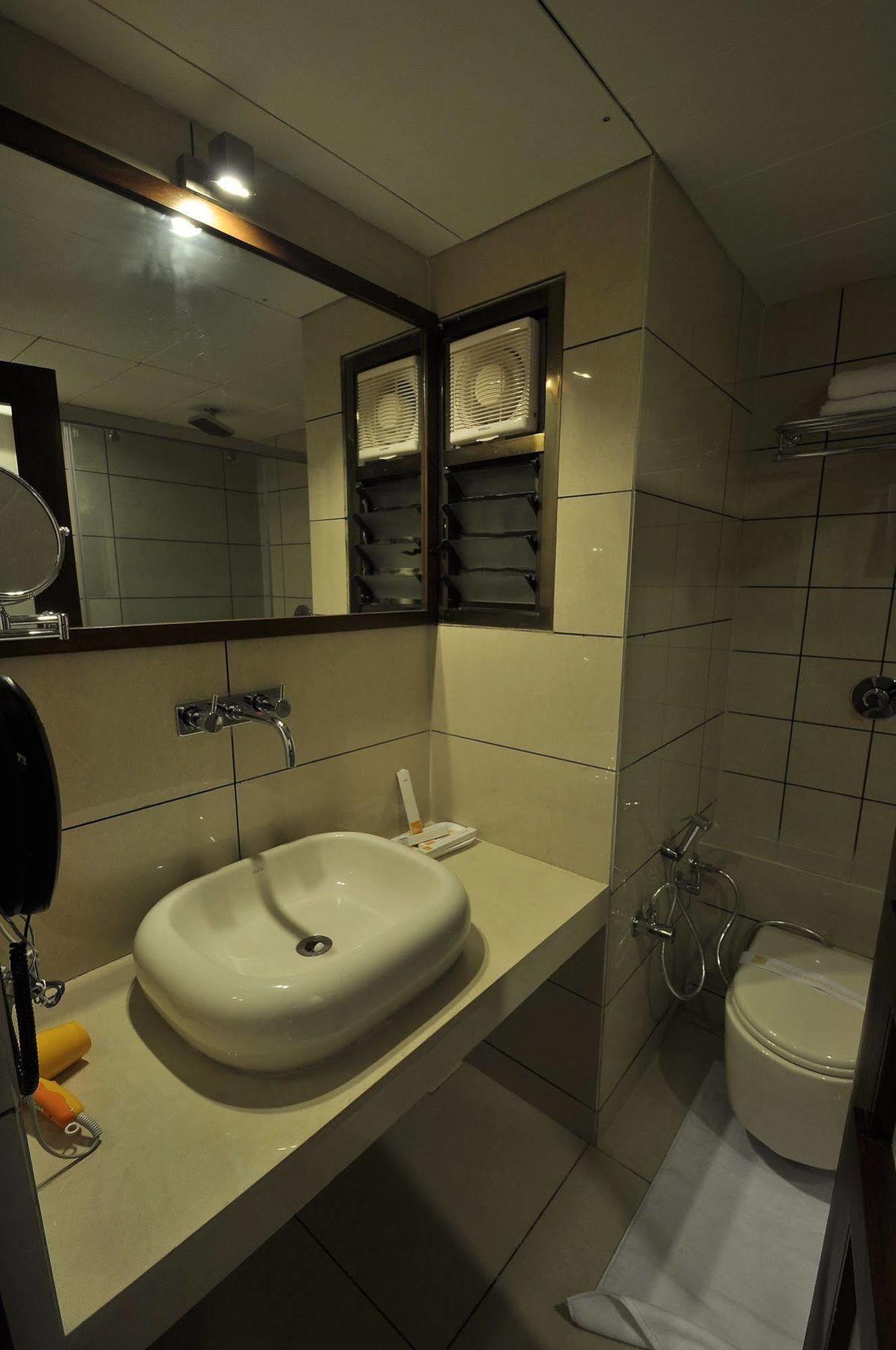 Le Grande Residency -Unmarried Couples Are Not Allowed Ahmedabad Exterior photo