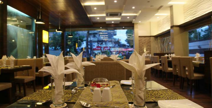 Le Grande Residency -Unmarried Couples Are Not Allowed Ahmedabad Exterior photo